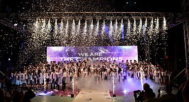 Şahinkaya'da Unutulmaz mezuniyet coşkusu