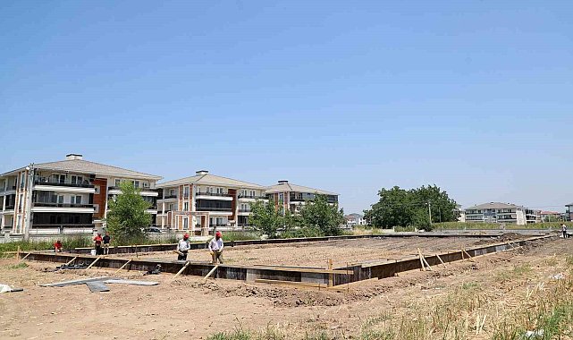Sakarya'nın dört bir yanına spor tesisleri inşa ediliyor