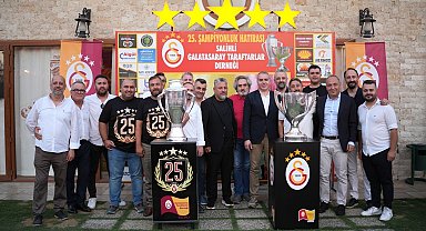 Salihli'deki Galatasaraylılardan çifte kupalı kutlama