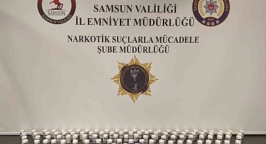 Samsun'da 7 bin 336 adet sentetik ecza ele geçirildi