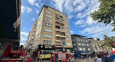 Samsun'da 9 katlı binanın çatı katında yangın paniği