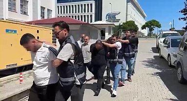 Samsun'da eğlence mekanı önünde silahlı saldırı: 2 yaralı