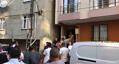Sancaktepe'de aile faciası: Anne ve babasını bıçaklayarak öldürdü