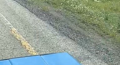 Sarıkamış'ta kamyonet devrildi