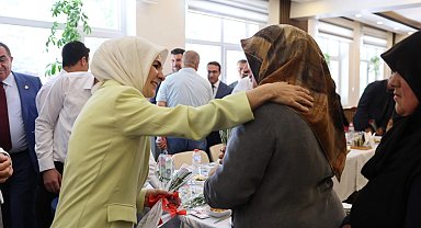 Şehit ailelerine 'Terörsüz Türkiye'yi Bakan Göktaş anlattı