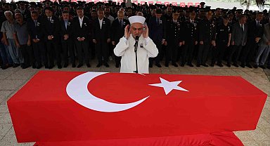 Şehit Jandarma Uzman Çavuş Yıldırım, Adana'da son yolculuğuna uğurlandı