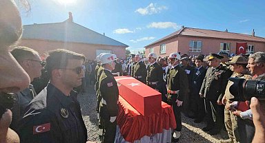 Şehit Mahsun Yeşildemir gözyaşları arasında son yolculuğuna uğurlandı