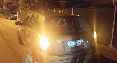 Serik'te otomobiller çarpıştı: 2 yaralı