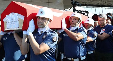 Seyitgazi'de şehit olan AKUT gönüllüleri son yolculuğuna uğurlandı