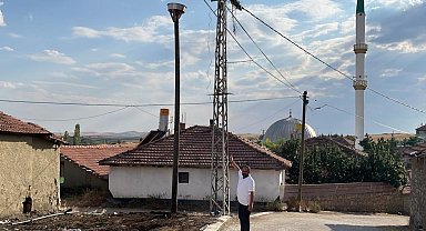 Şiddetli rüzgardan yıkılmıştı, yeniden kurulan yuva misafirlerini bekliyor