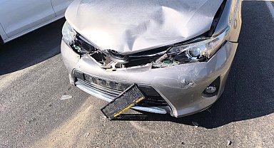 Siirt'te 2 araç çarpıştı