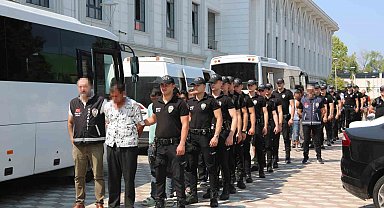 Sokakta silahlar ve demir sopalar konuşmuştu: 1 kişi hayatını kaybetti