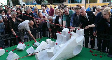 Srebrenitsa Katliamı'nın 30'uncu yılında Kartal'da anma töreni düzenlendi