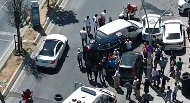 Sultangazi'de hatalı U dönüşü yapan şahıs kazaya neden oldu: 2 yaralı