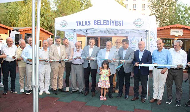 Talas'ta Sahaflar Çarşısı açıldı