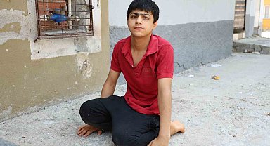 Tekerlekli sandalyesi çalınan Enes'e destek