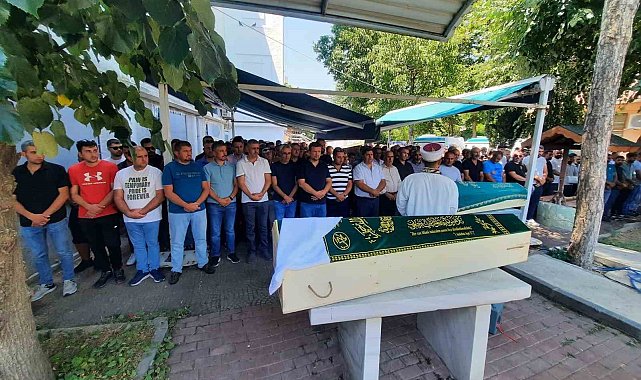 Tekirdağ'da feci kazada ölen 4 kişiye acı veda