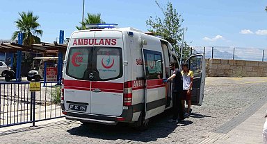 Tekne turunda yaralanan turistin yardımına deniz polisi yetişti