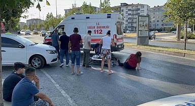 Ters yönde seyreden bisikletli motosikletle çarpıştı: 1 yaralı