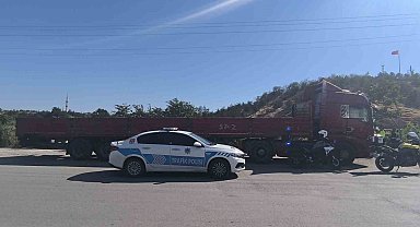 Tırın çarptığı yaya hayatını kaybetti