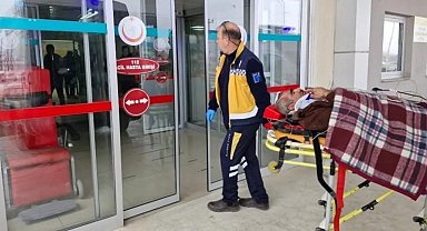 Tırpanla ot biçerken parmağını kopardı