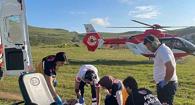 Trabzon'da yaylada düşerek yaralanan şahıs helikopter ambulansla hastaneye ulaştırıldı