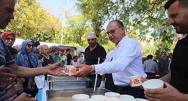 Turgutlu Belediyesinden geleneksel aşure hayrı
