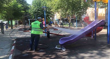 Turgutlu Belediyesinden parklarda yaz temizliği