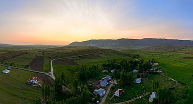 Türkiye'de en çok köye sahip il Sivas