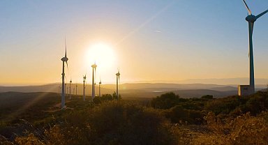 Türkiye'nin elektrik kurulu gücü yükseldi... Yenilenebilir enerji rekor kırdı