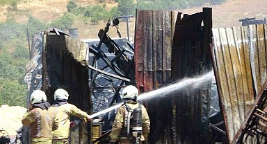 Tuzla'da iş yerinde yangın: Alevler kontrol altına alındı