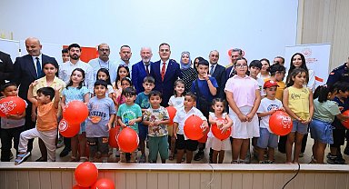 Vali Akbıyık, koruyucu aile Günü'nde Yatağan'da ailelerle buluştu