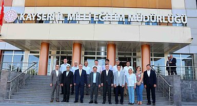 Vali Çiçek'ten İl Millî Eğitim Müdürlüğü'ne ziyaret