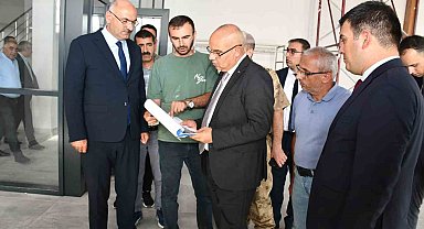 Vali Koç'tan Patnos ve Dedeli'ye ziyaret