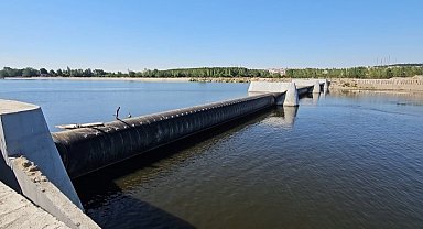 Vali Sezer'den Meriç Nehri'nde su tutuluyor iddialarına cevap: "Bir damla suyu tutma ihtimalimiz yok"