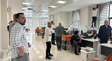 Van'daki nüfus müdürlüklerinde sürücü belgesi yenileme yoğunluğu