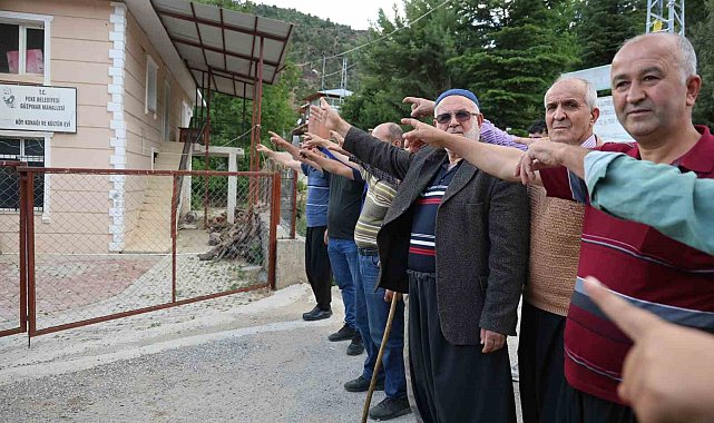 Vatandaşların köy adına alındı sandıkları konak, eski muhtarın çıktı