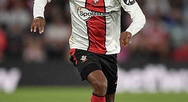 West Ham United, Kyle Walker-Peters'ı transfer etti