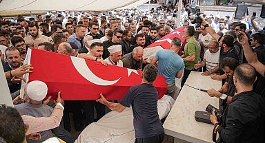 Yangın şehitlerine son veda