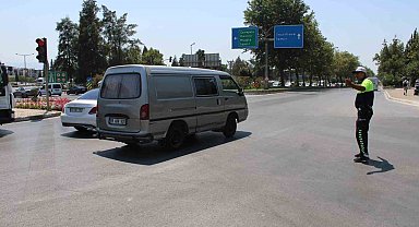 Yangın sonrası otoban girişinde araç yoğunluğu oluştu