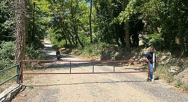 Yangınlara karşı ormanı demir kapı ile kapattılar