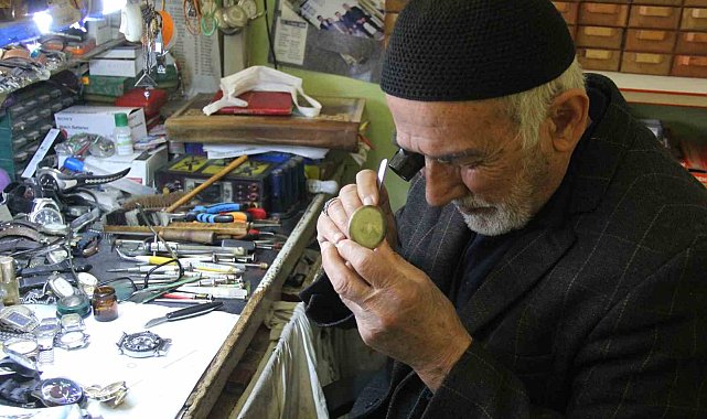 Yarım asırdır zamanı ayarlıyor