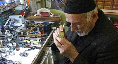 Yarım asırdır zamanı ayarlıyor