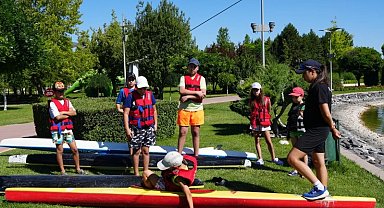 Yaz okulunda su sporlarına yoğun ilgi