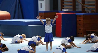 Yaz Spor Okulları'nda çocuklar sertifikalarına kavuştu