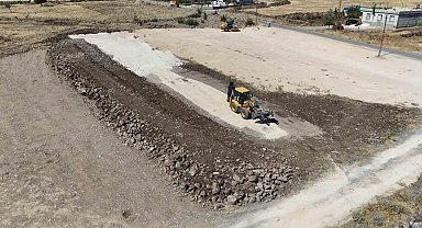 Yılmaz'dan Seymenli ve Ağaçlıboyno'ya düğün alanı futbol sahası müjdesi