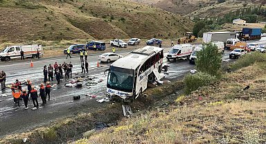 Yolcu otobüsü dağ yamacına çarptı: 4 ölü, 33 yaralı