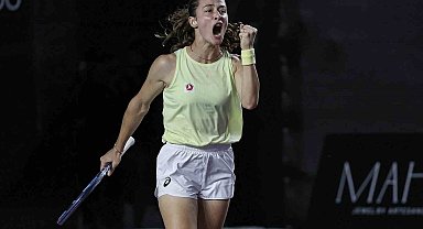 Zeynep Sönmez, Wimbledon'da 2. tura çıktı