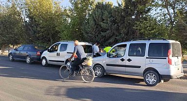 Zincirleme trafik kazasında 1 kişi yaralandı