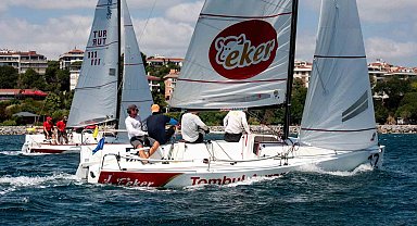 13. TAYK-Eker Olympos Regatta Yelken Festivali'nde genç yelkenciler kıyasıya mücadele verdi